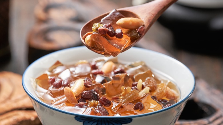 Bowl of bingfen jelly with spoon