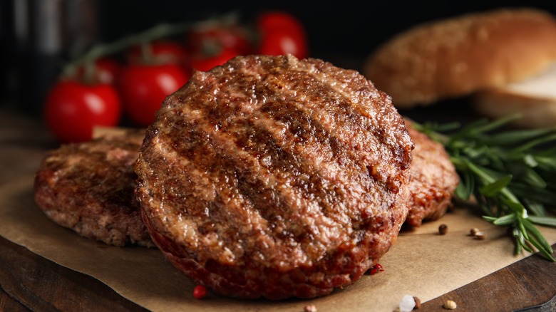 grill marks on burger