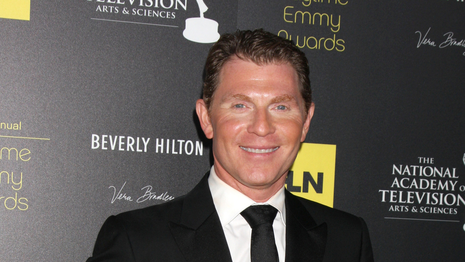 Bobby Flay's Favorite Peppers Will Spice Up Any Dish