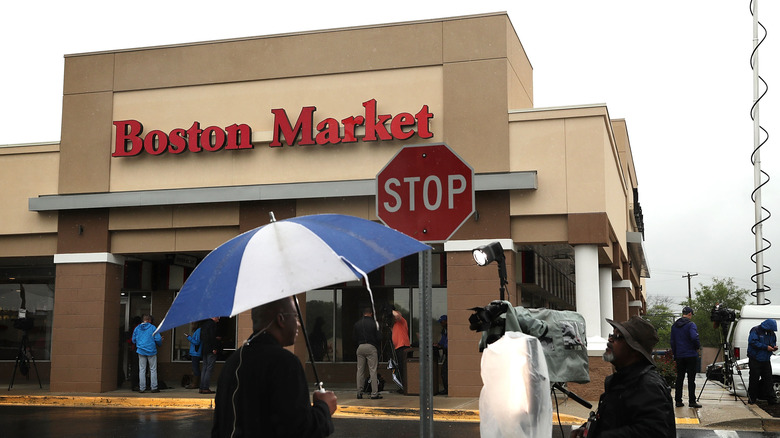 Boston Market exterior