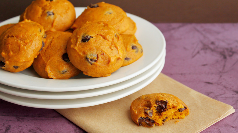 Pumpkin cookies with chocolate chips