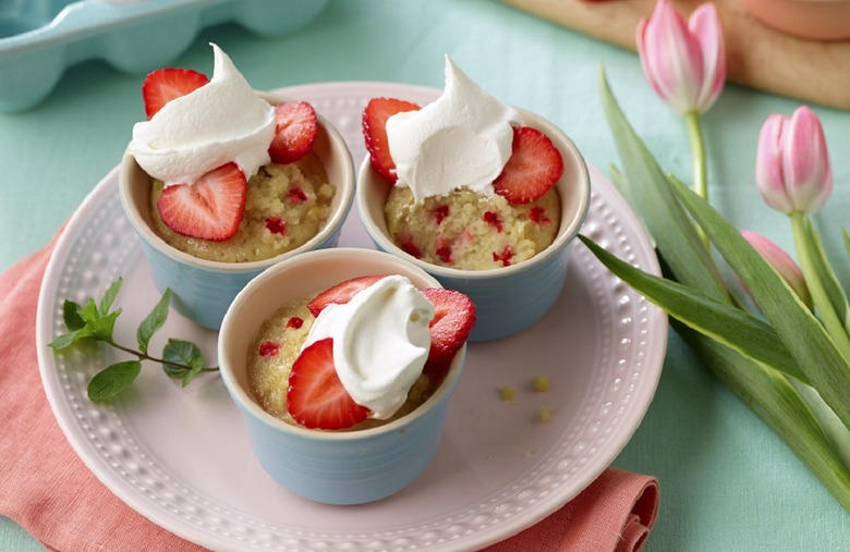 Bunnies' Tres Leches Mini Cakes