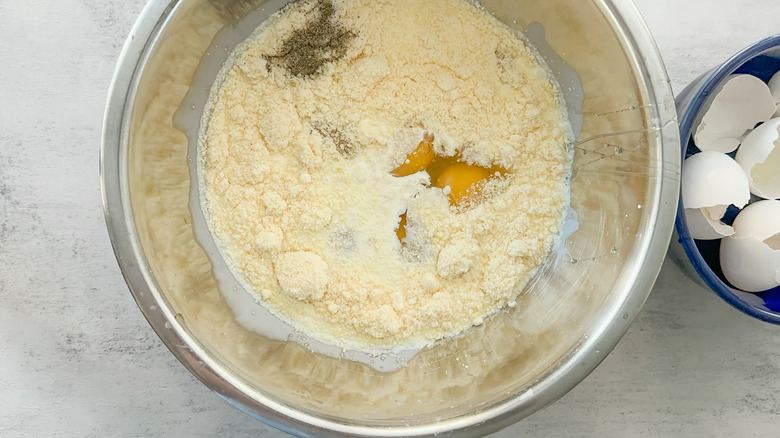 egg mixture for strata