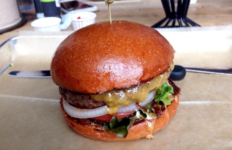 Hopdoddy Burger Bar