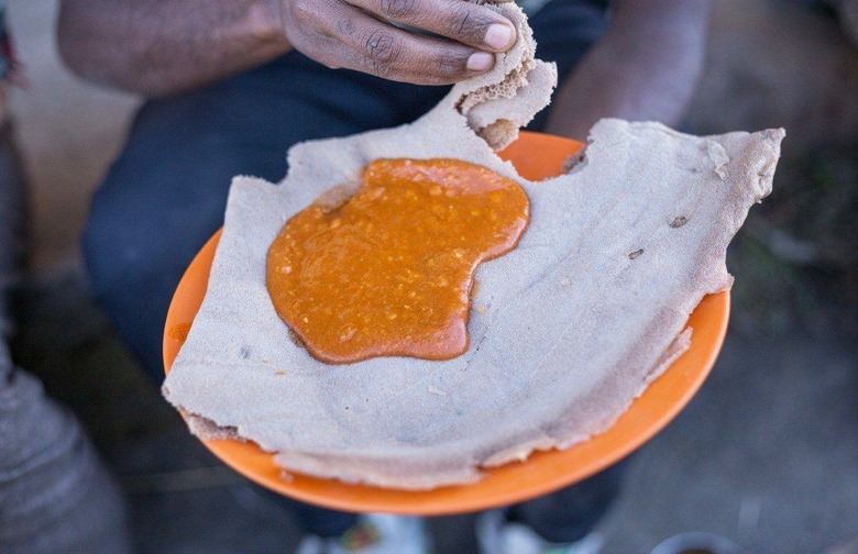 Ethiopia: Eat with Your Right Hand From One Plate