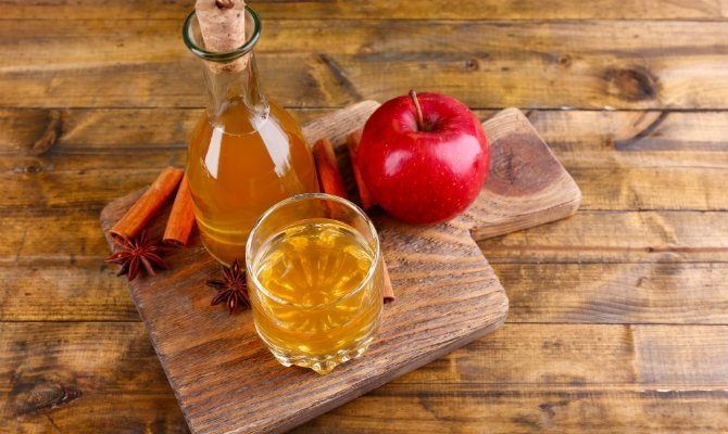 Buttered Apple Mulled Cider