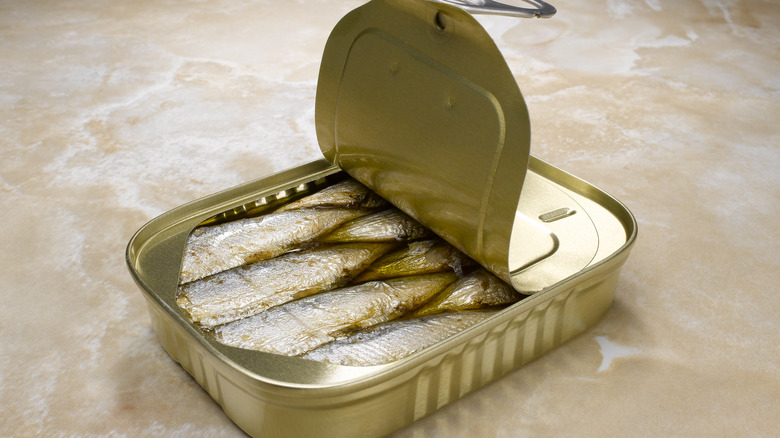 canned sardines in gold tin