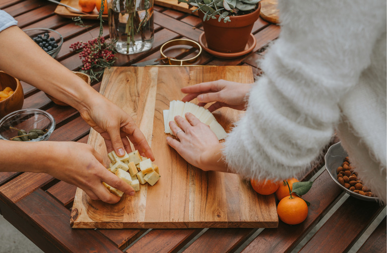 The Perfect Travel Friendly Charcuterie Board – A Great Traveled Life