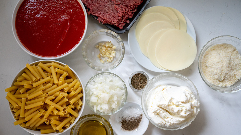 cheesy baked ziti ingredients 