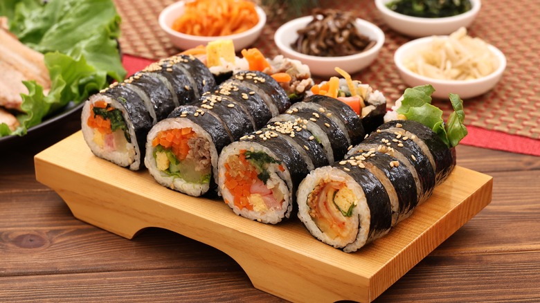 kimbap topped with sesame seeds