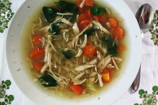 Slow Cooker Lemon Chicken and Orzo Soup