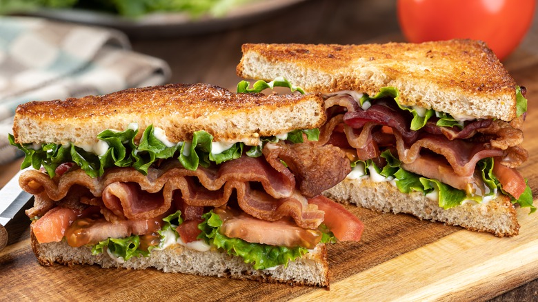 sliced BLT sandwich