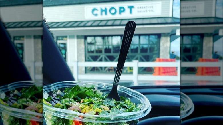 Salad outside Chopt lcoation