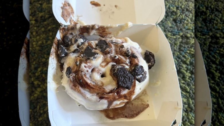 Cinnabon's OREO Bon