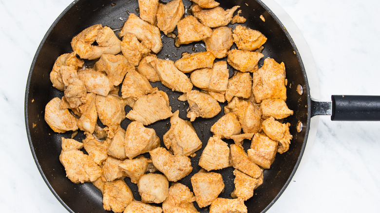 chicken in skillet 