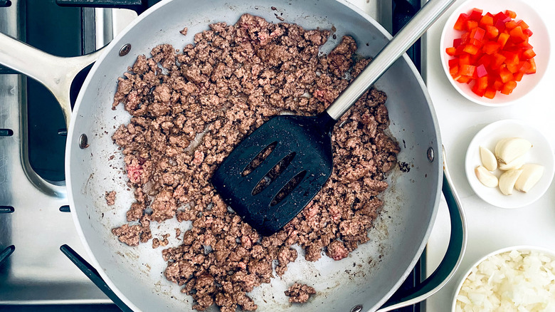 browning ground beef in skillet