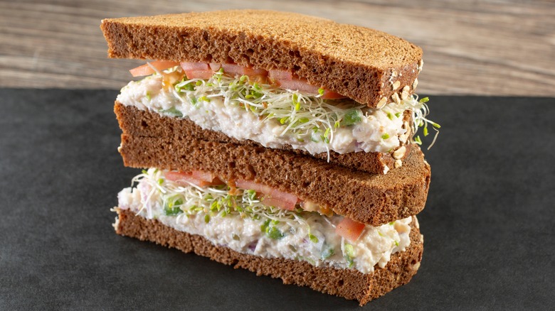 tuna salad sandwich