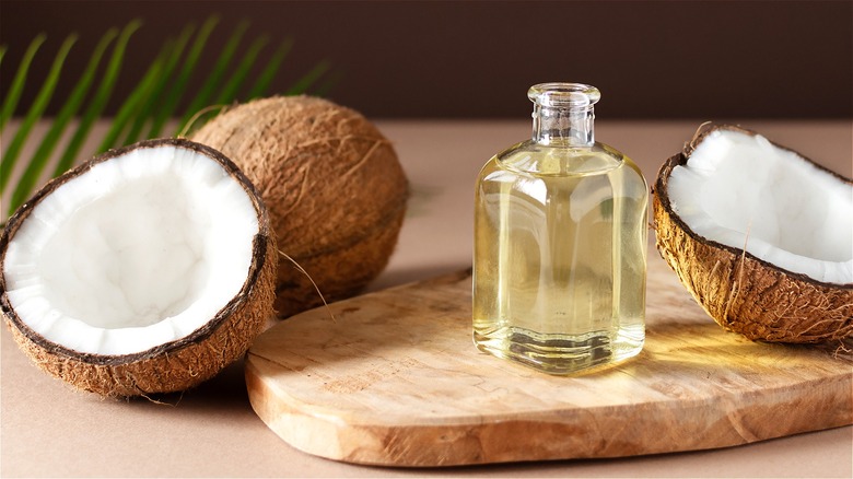 Split raw coconut and coconut oil 