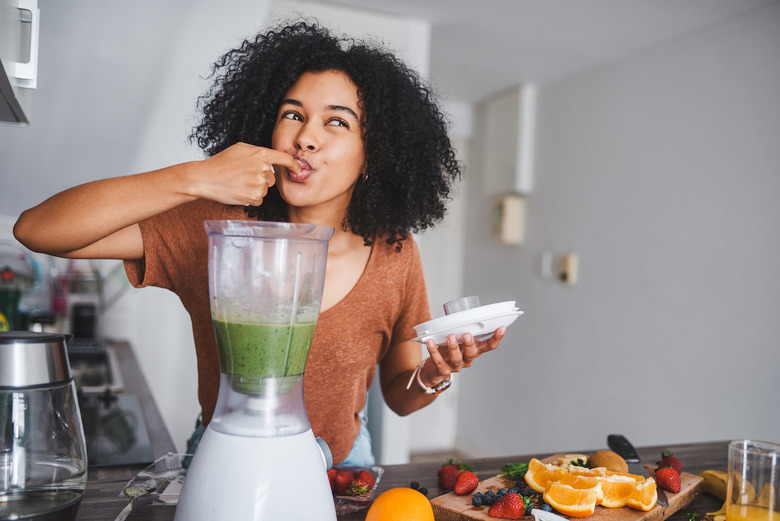 Not cleaning the gasket in your blender