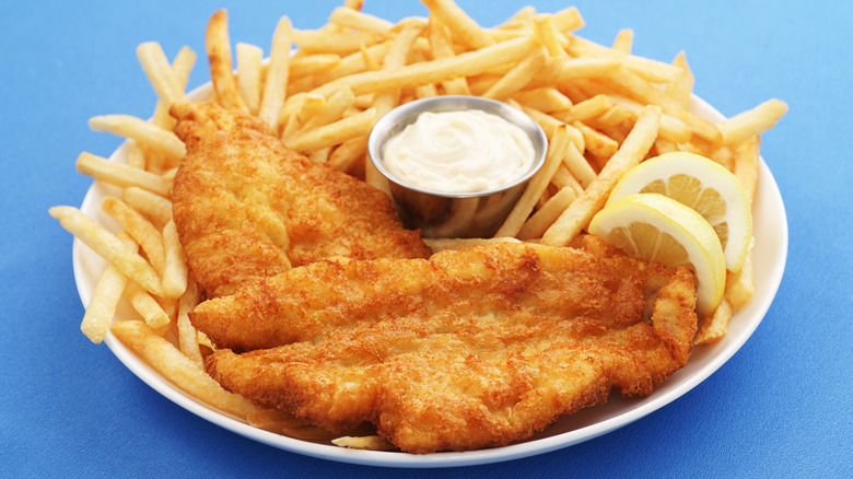 fried fish with fries