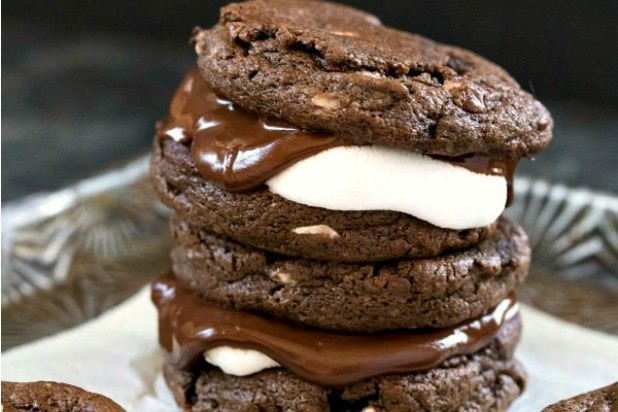 Hot Chocolate Sandwich Cookies