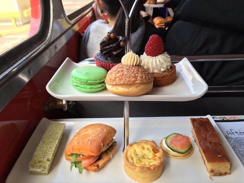 Brigit's Bakery bus tour (London, England) 