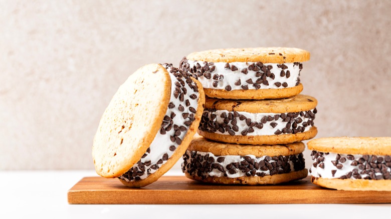 chocolate chip cookie ice cream sandwiches