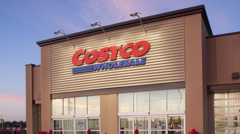 20 Costco Shopping Tips And Tricks For The Best Deals