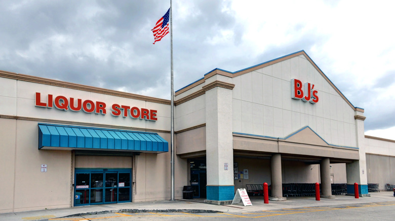 A BJ's Wholesale Club