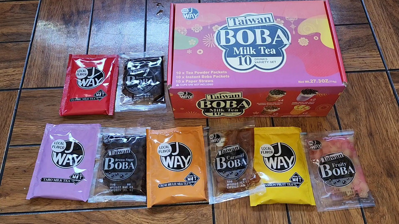 Contents of boba tea box