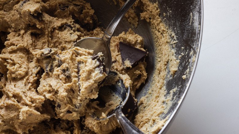 Bowl filled with chocolate chip cookie dough