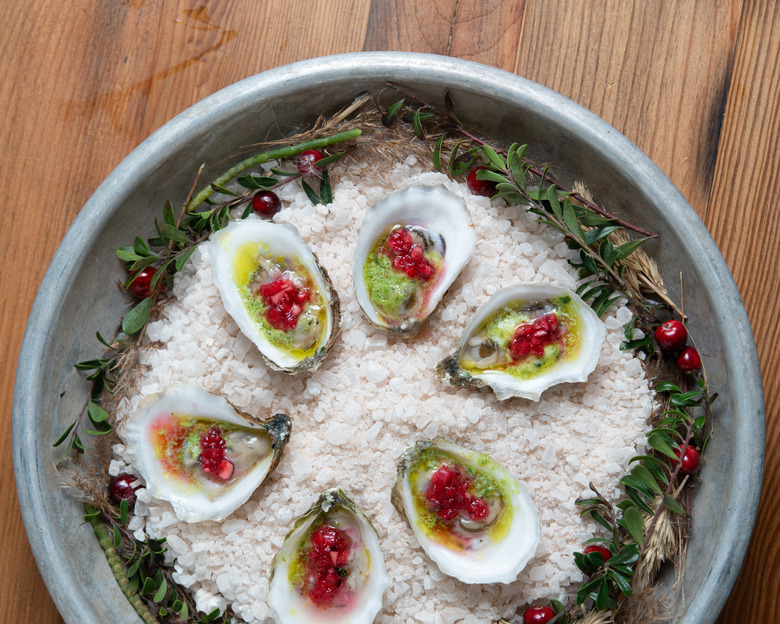 Wellfleet Oysters With Cranberry Mignonette