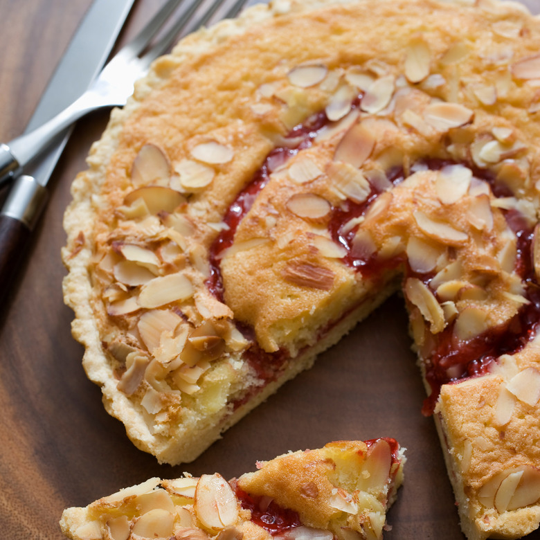 Streusel Topped Cranberry Pear Tart