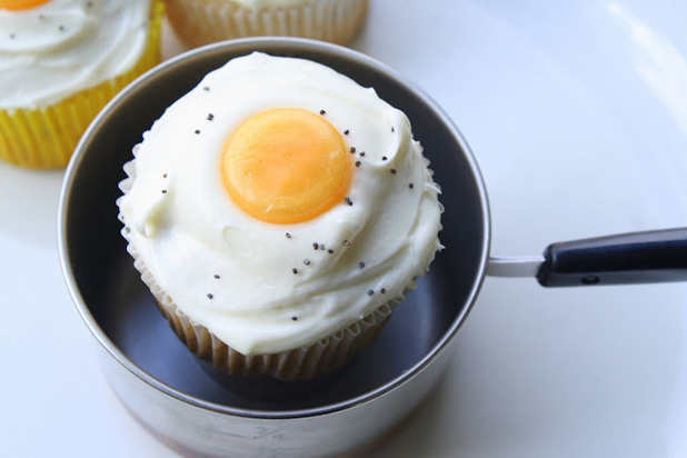 Bacon Cupcakes: Sunny Side Up