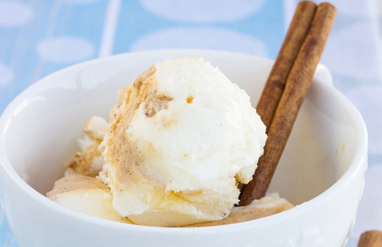 Cinnamon Roll Ice Cream