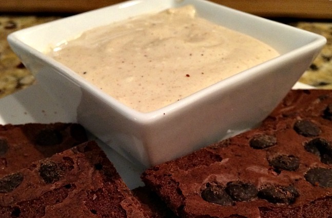 Brown Sugar Cinnamon Cheesecake Dip