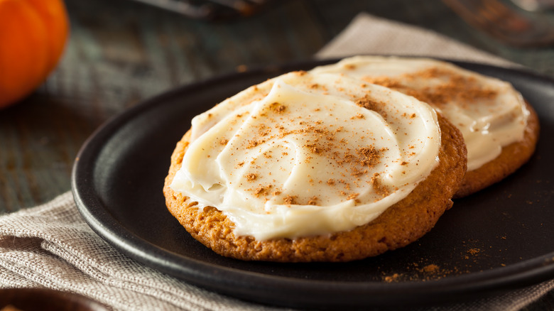 pumpkin cookies with allspice sprinkled on top