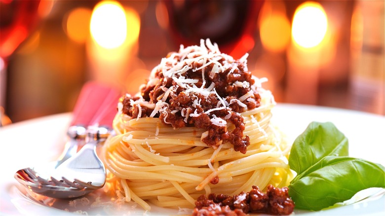 Fancy spaghetti and meat sauce 