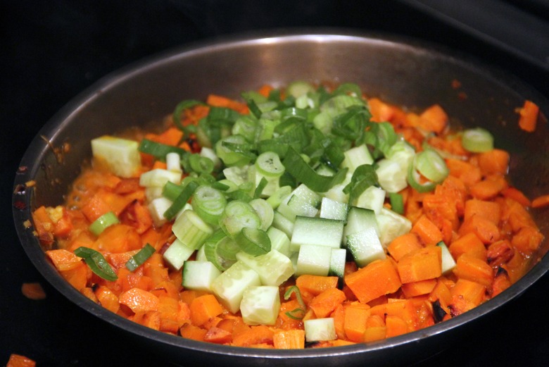 Carrot, Cucumber and Scallion Mixture 