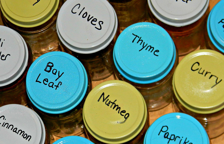 DIY Leftover Baby Food Jar Creations for Your Kitchen