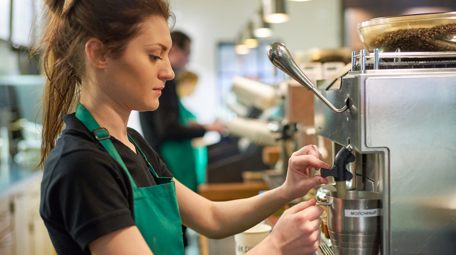 Do Starbucks Baristas Need To Memorize All Of The Drink Recipes?