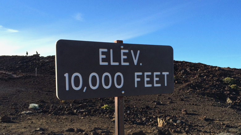 High elevation sign