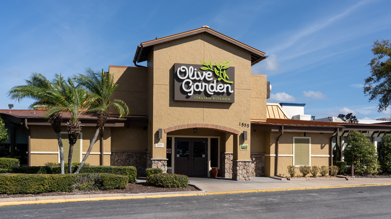 Olive Garden exterior