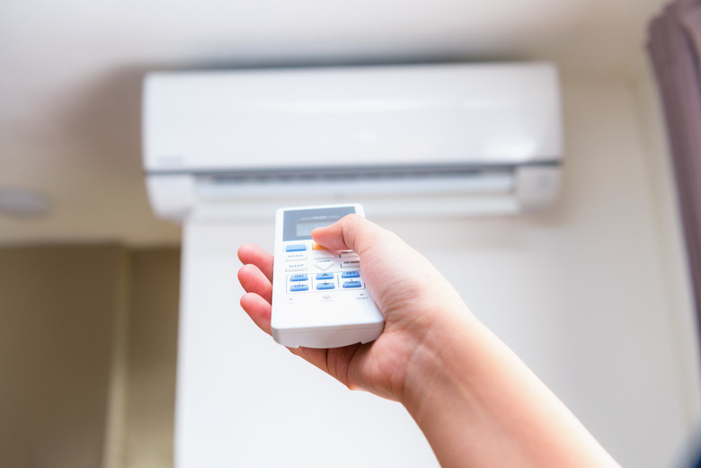 Cold From Your AC Can Actually Give You a Cold