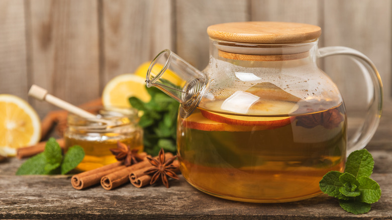 tea brewing in glass pot