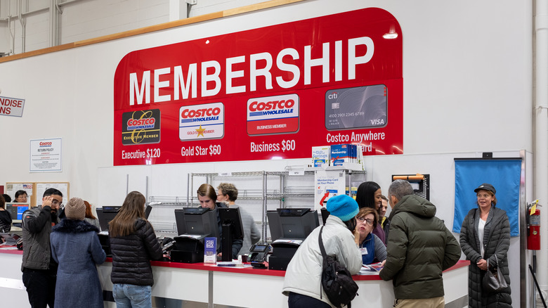 Costco customer service counter