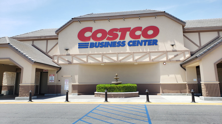 Costco Business Center building