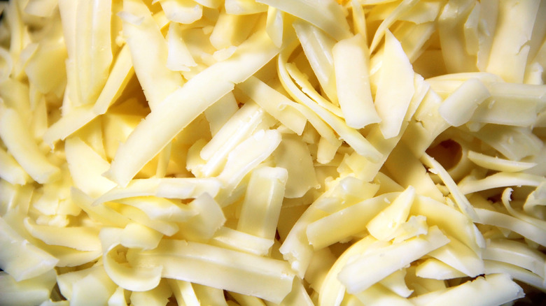 Shredded monterey jack cheese