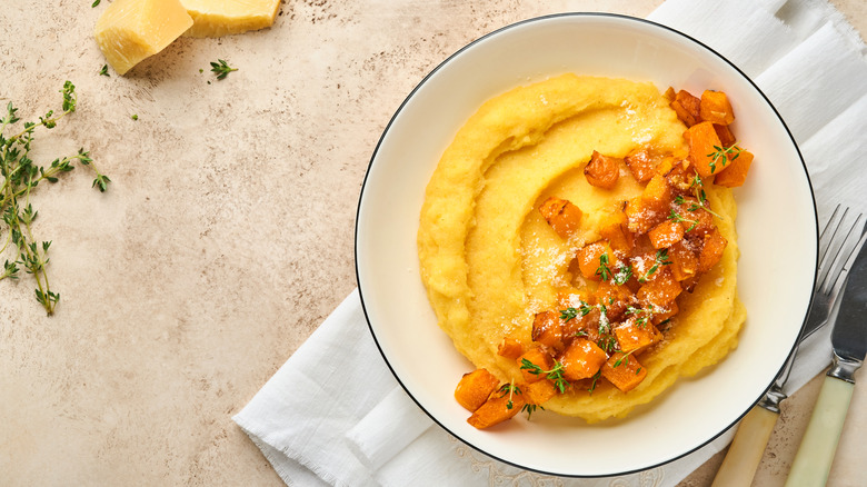 Bowl of creamy polenta 