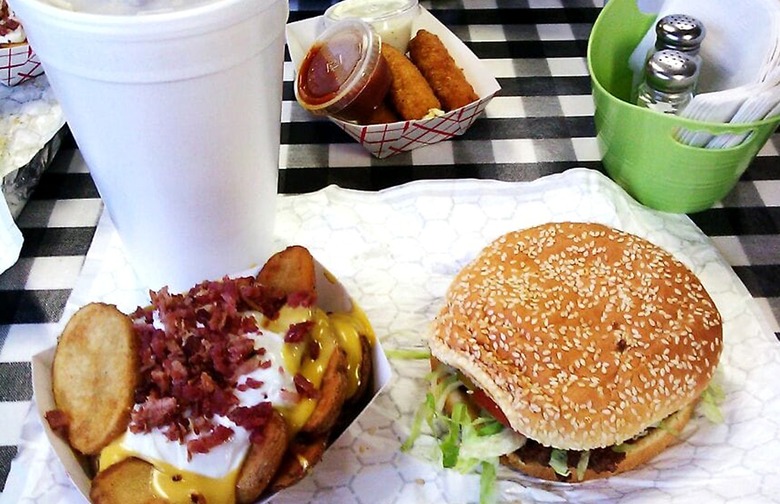 King Louie's Drive-In (Wood River, Illinois)